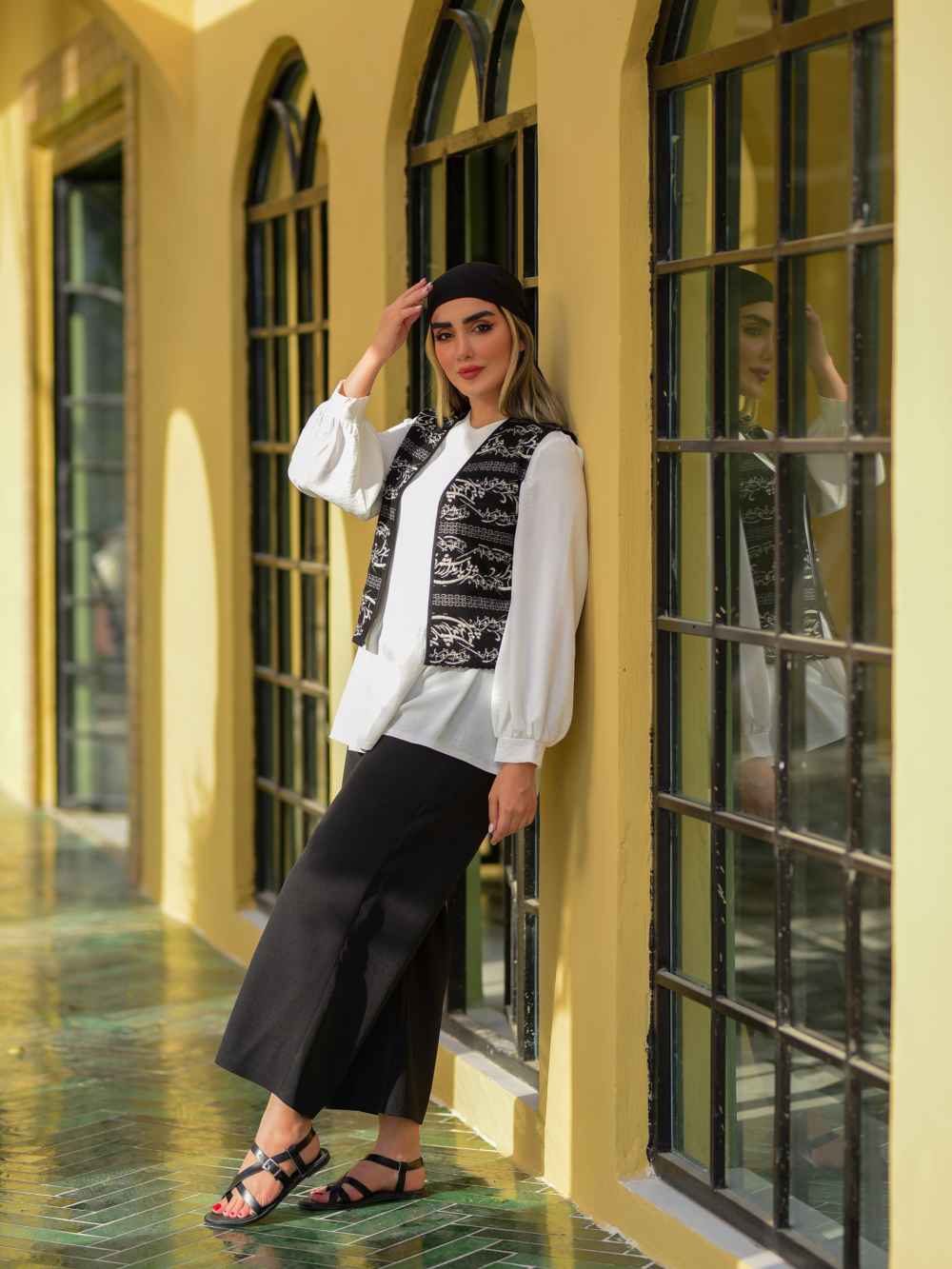 صديري نسائي إيراني بالأبيض والأسود موديل آيدا