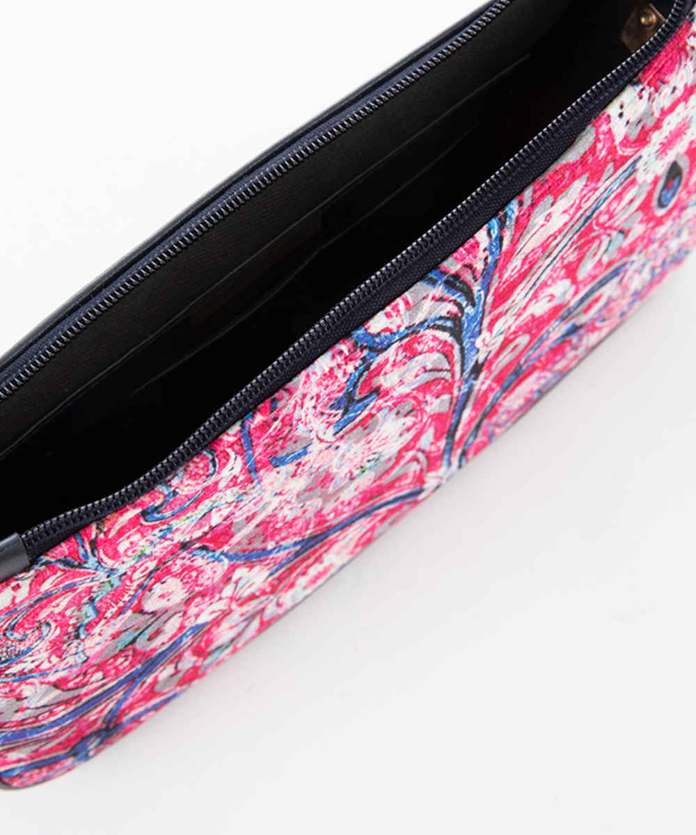 حقيبة سلسلة من الجلد الصناعي المصنوع يدوياً هَمْتا