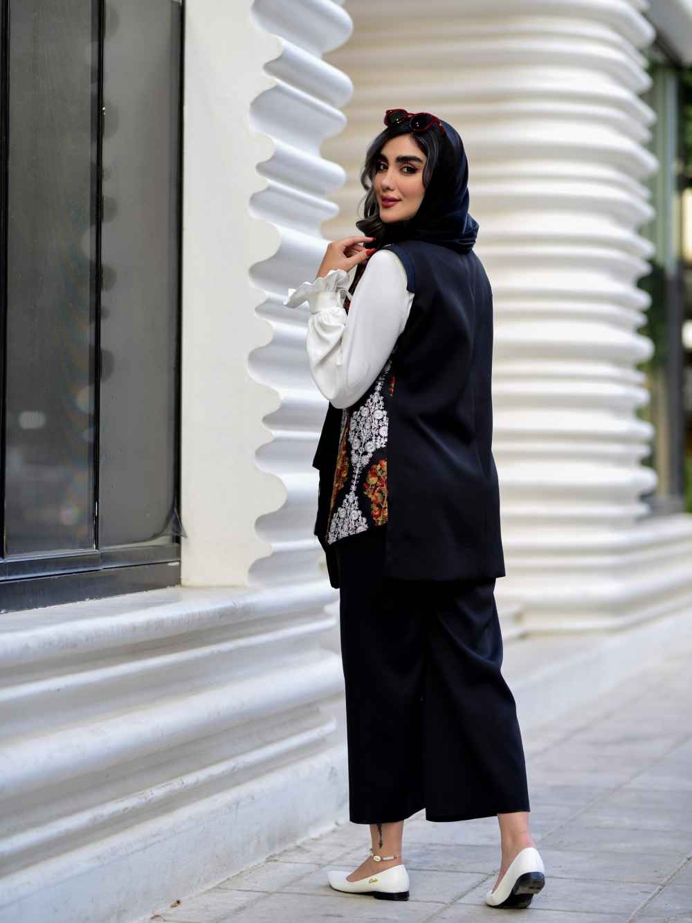 طقم صديري، تونيك وبنطلون نسائي موديل أيمن