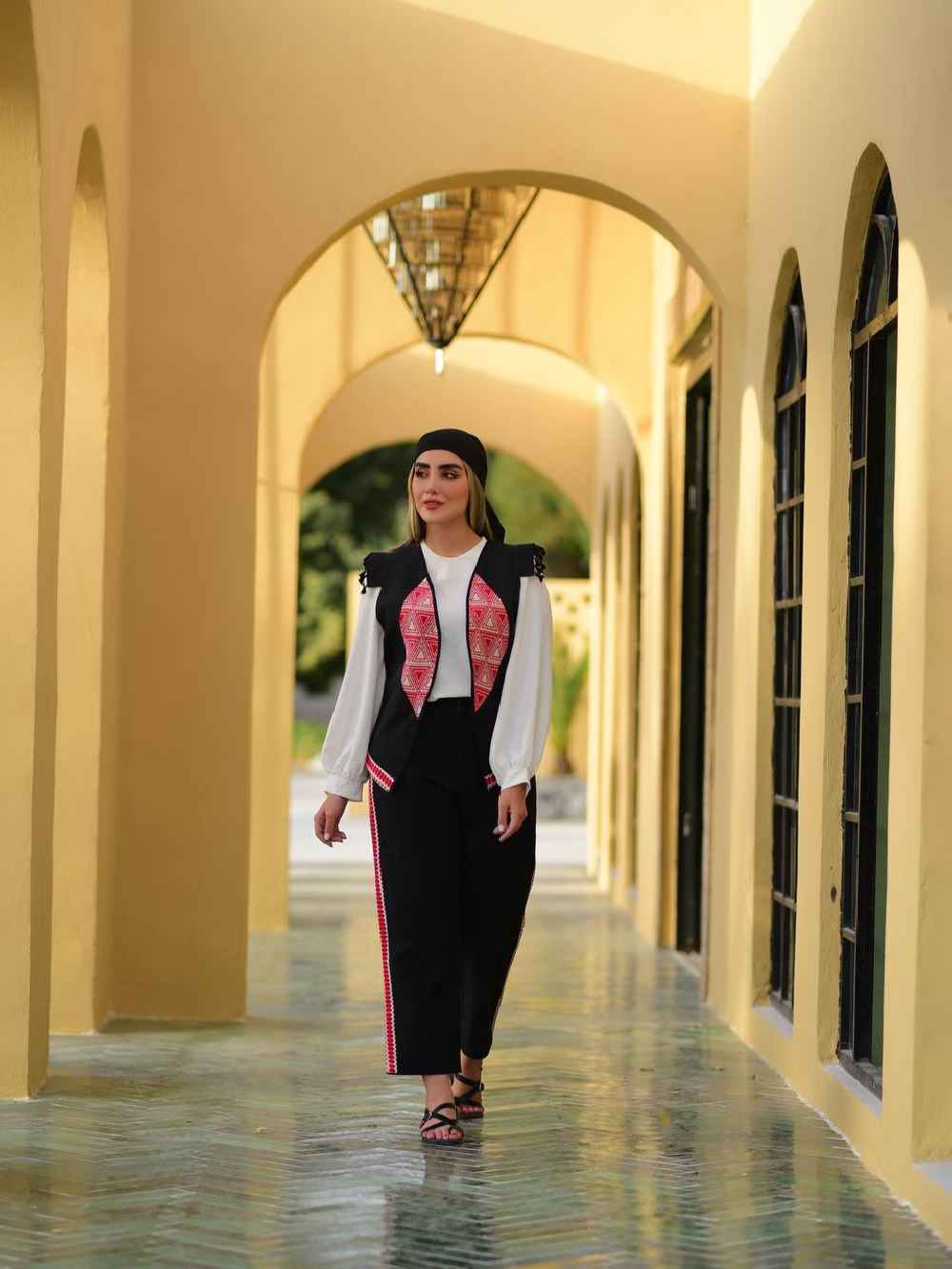 طقم صديري، تونيك وبنطلون نسائي موديل گوناش