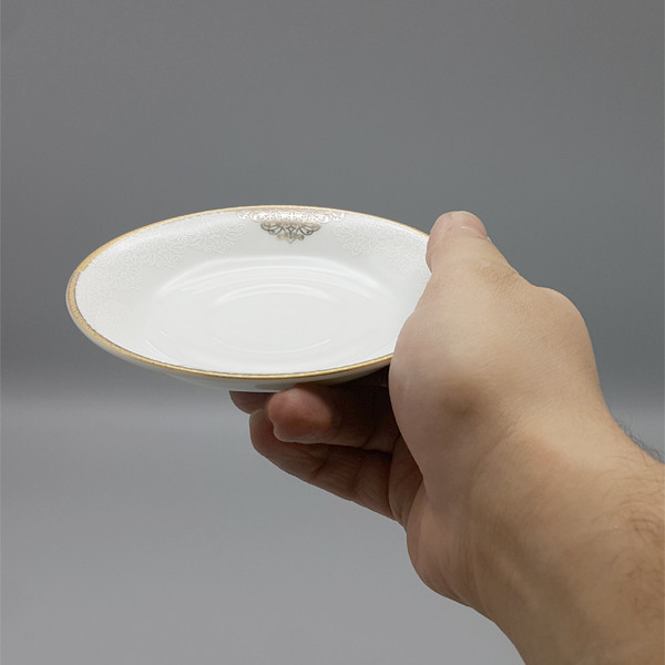 مجموعة من 6 صحون شاي بورسلان إيراني بتصميم هاله