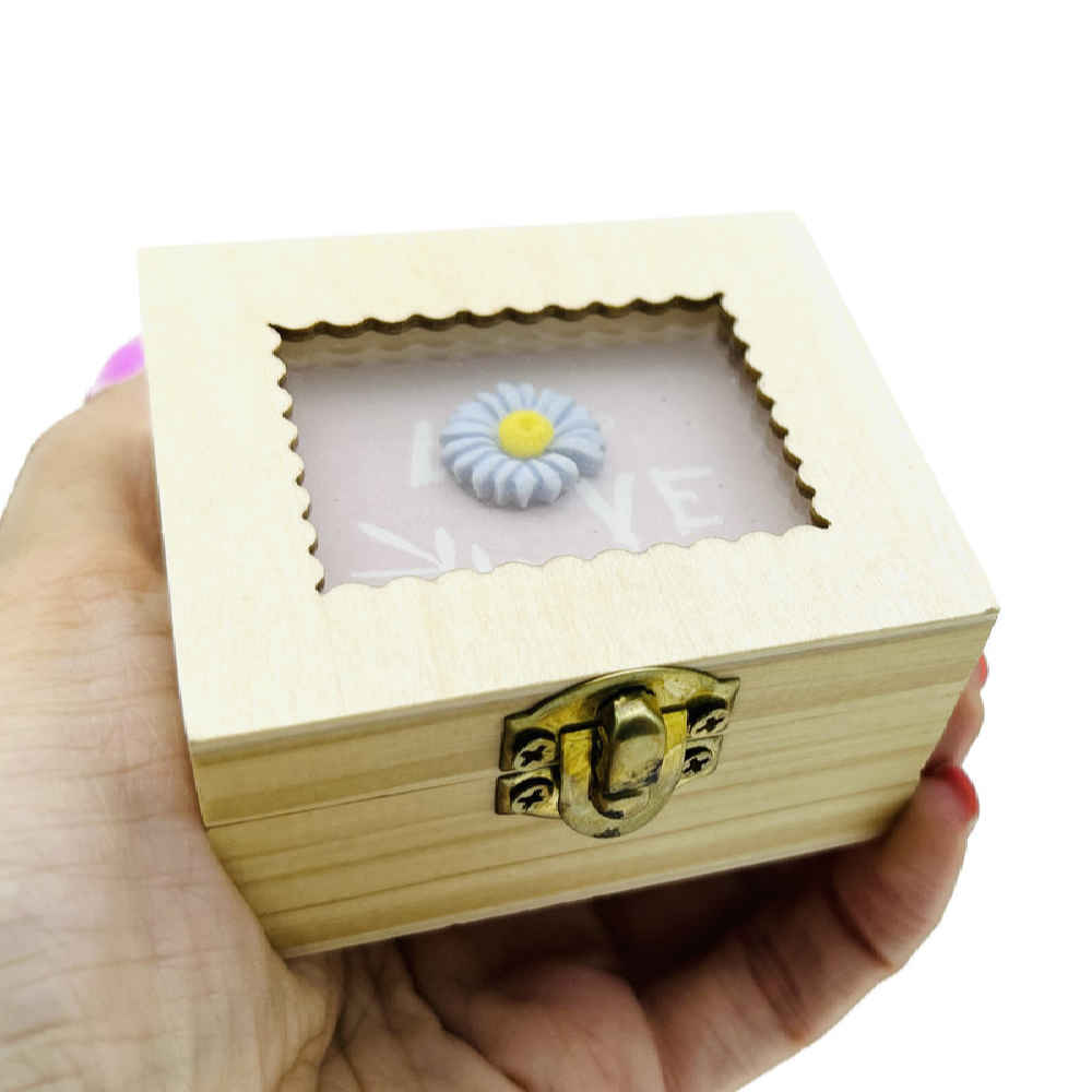 صندوق خشبي موسيقي يعمل يدوياً نموذج زهرة