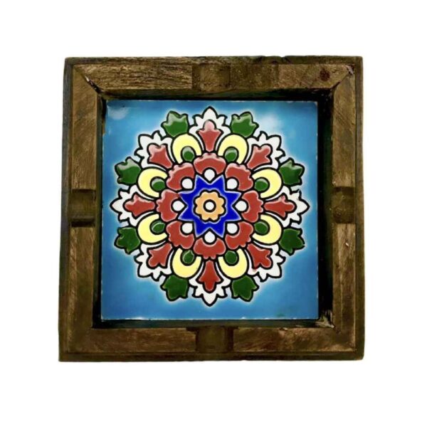 منفضة سجائر خشبية إيرانية – بلاط تقليدي إلهة