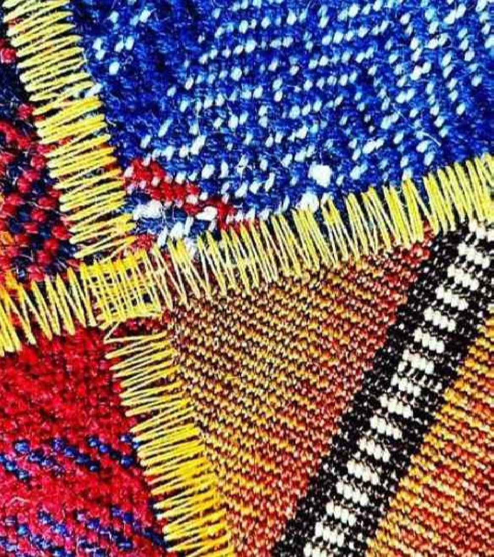 محفظة إيرانية للنساء مصنوعة يدويًا من قماش جاجيام بتصميم إلينا