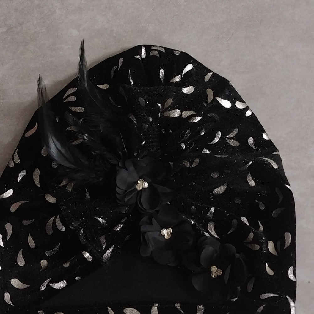 عمامة نسائية مزخرفة بالزهور – نموذج بنفسج