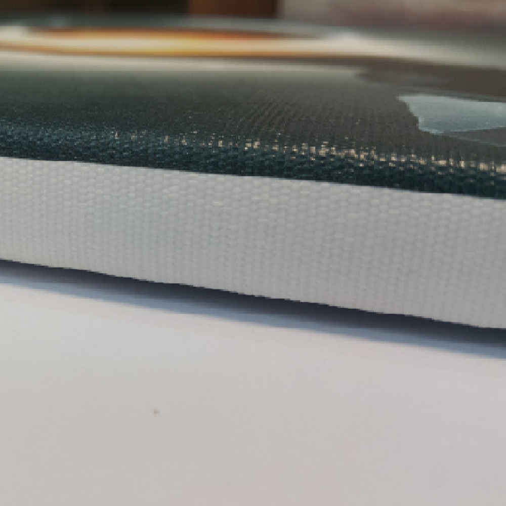 فن القماش الإسلامي – مطبوع آية وَيَكَادُ