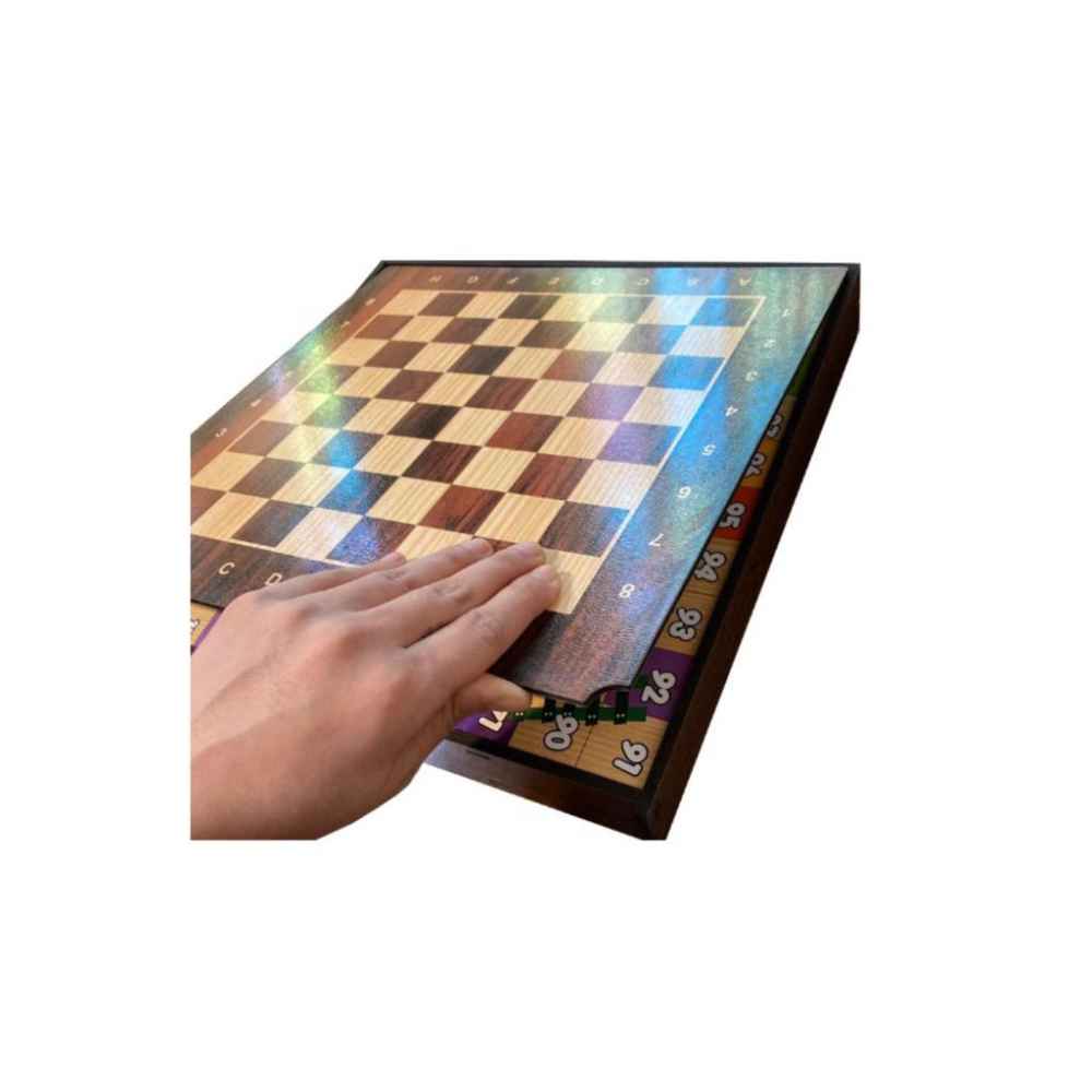 طقم اللوحة متعددة الألعاب 4 في 1 – متعة متعددة مع الألعاب الكلاسيكية