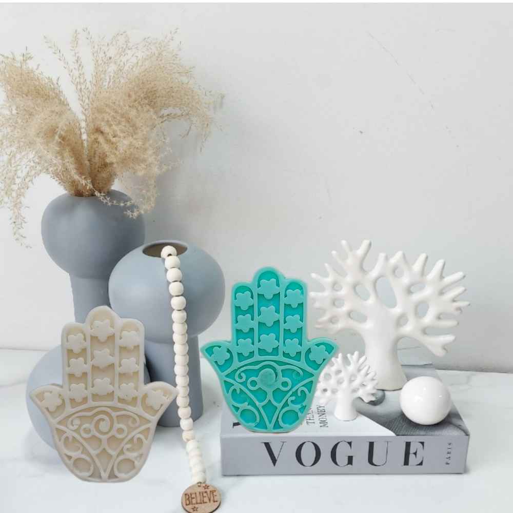 شمعة إسلامية على شكل يد فاطمة – شكل الحَمْسَة (2x)