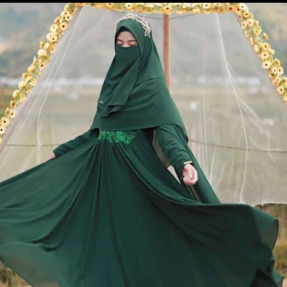 شال إسلامي مربع بلون أخضر الصيد ونقاب مجموعة للنساء