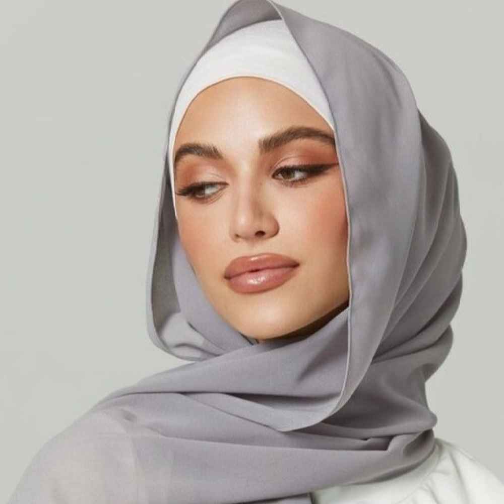 حجاب شيفون رمادي فاتح شيلة للنساء
