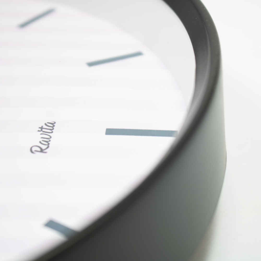 ساعة مكتب بنمط إيراني دائرية بالخط العربي يار