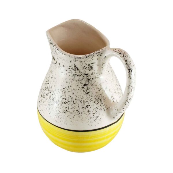 إبريق فخاري مصنوع يدويًا آراز