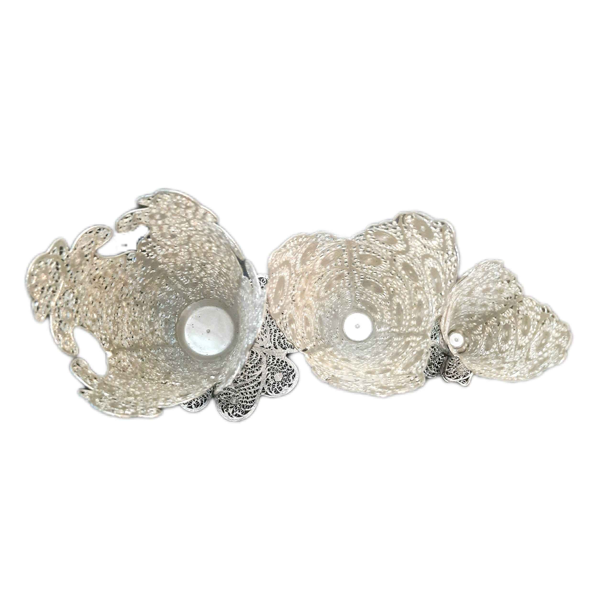 مجموعة من 3 مزهريات مطلية بالفضة زخرفية نوع البوق شیما