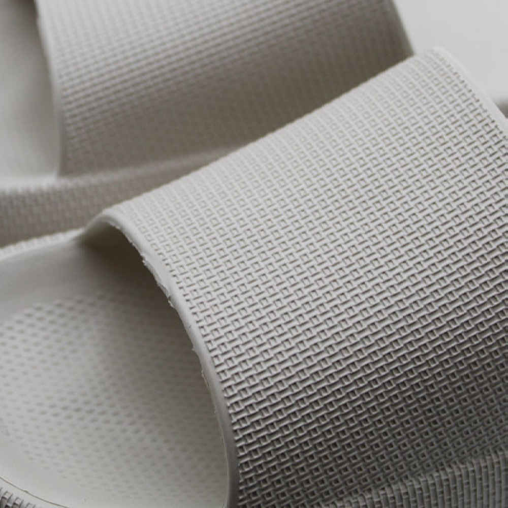 شباشب سحابة للجنسين – نعل سميك لراحة إضافية