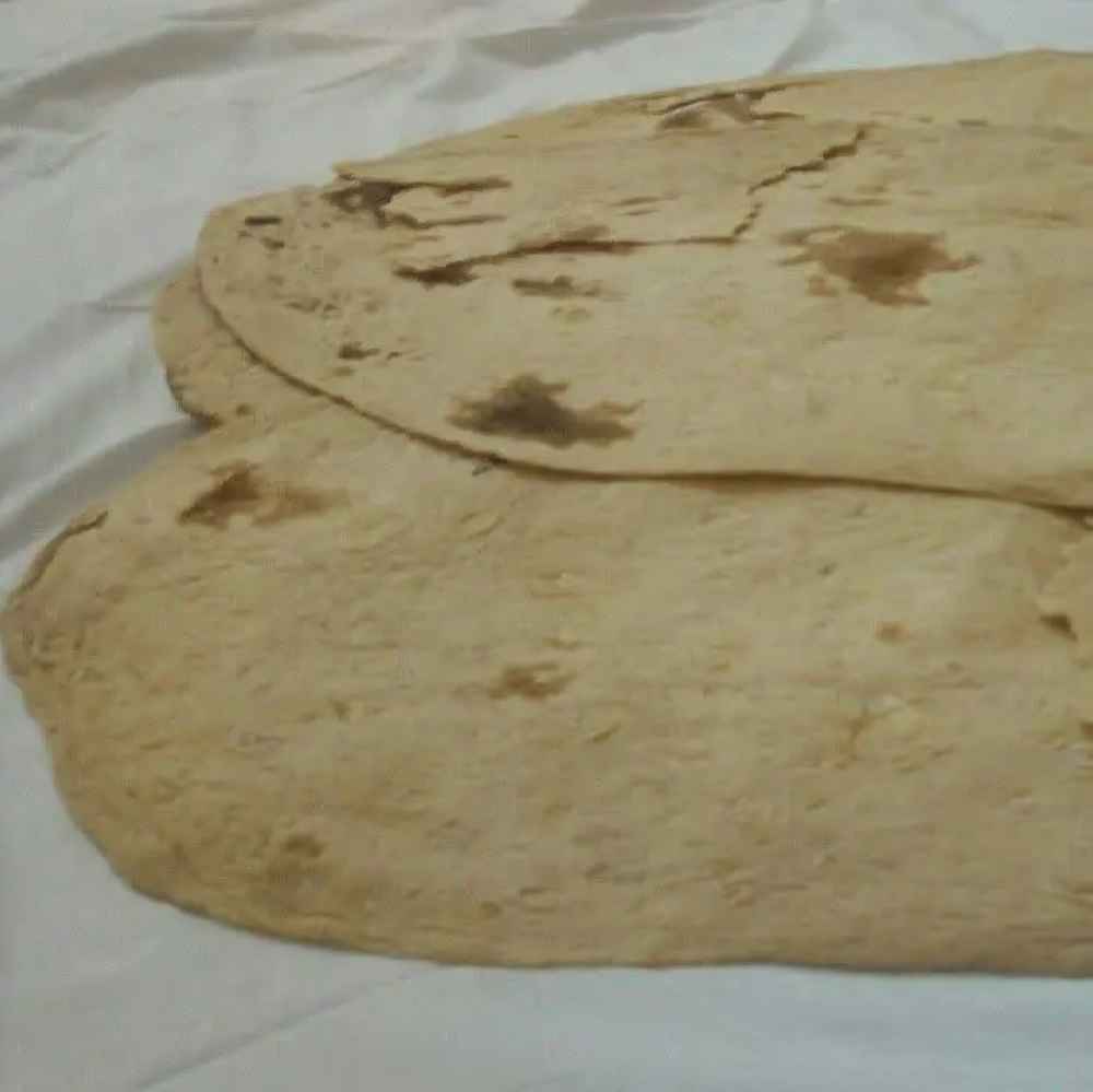 خبز مجفف تقليدي مخبوز في الدنكريز