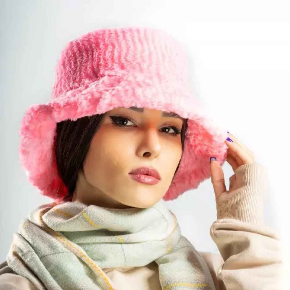 قبعة دلو من الفرو الصناعي للنساء - موديل بسيط