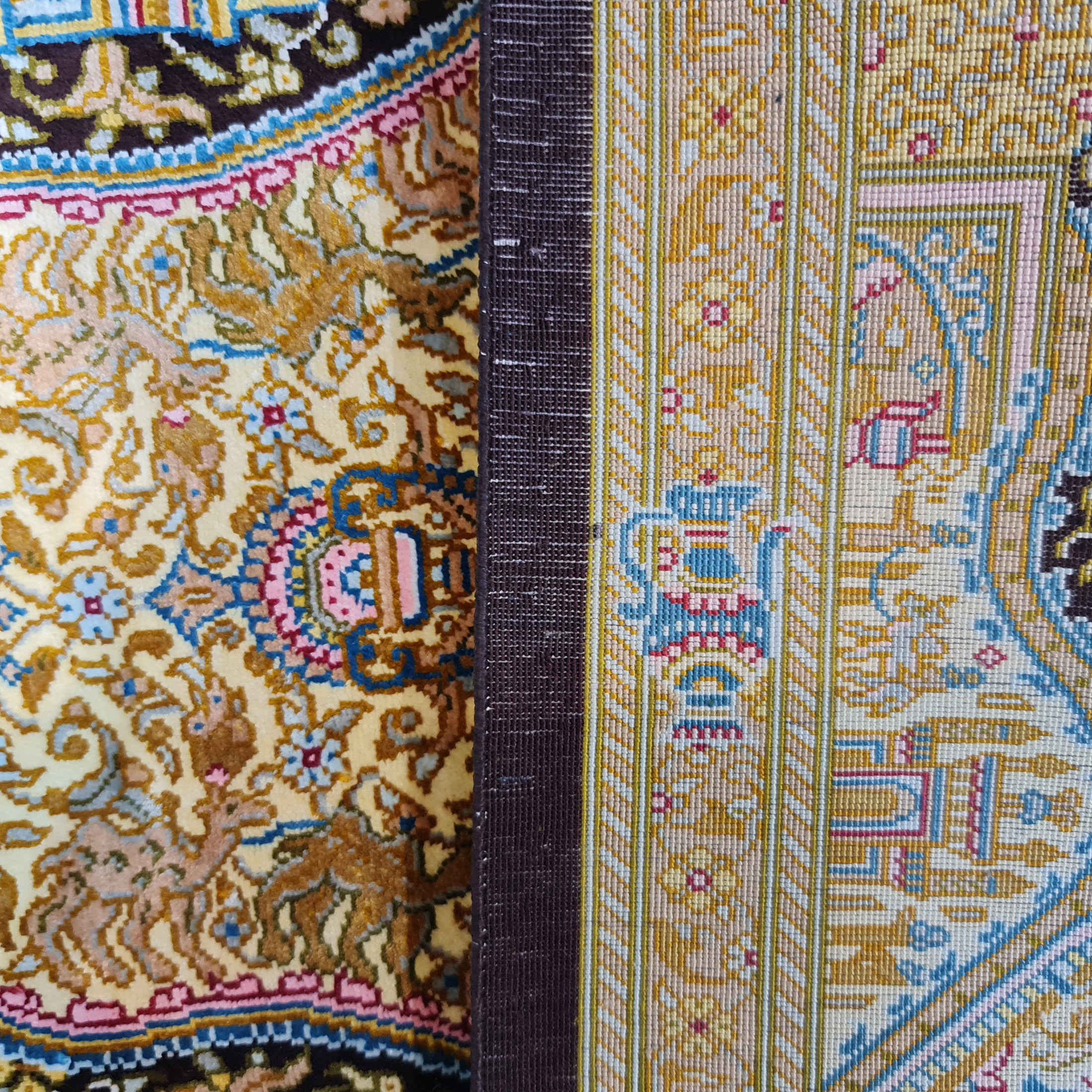 سجادة صلاة إيرانية حرير أصيلة، منسوجة يدويًا وفاخرة – سجاد دستباف