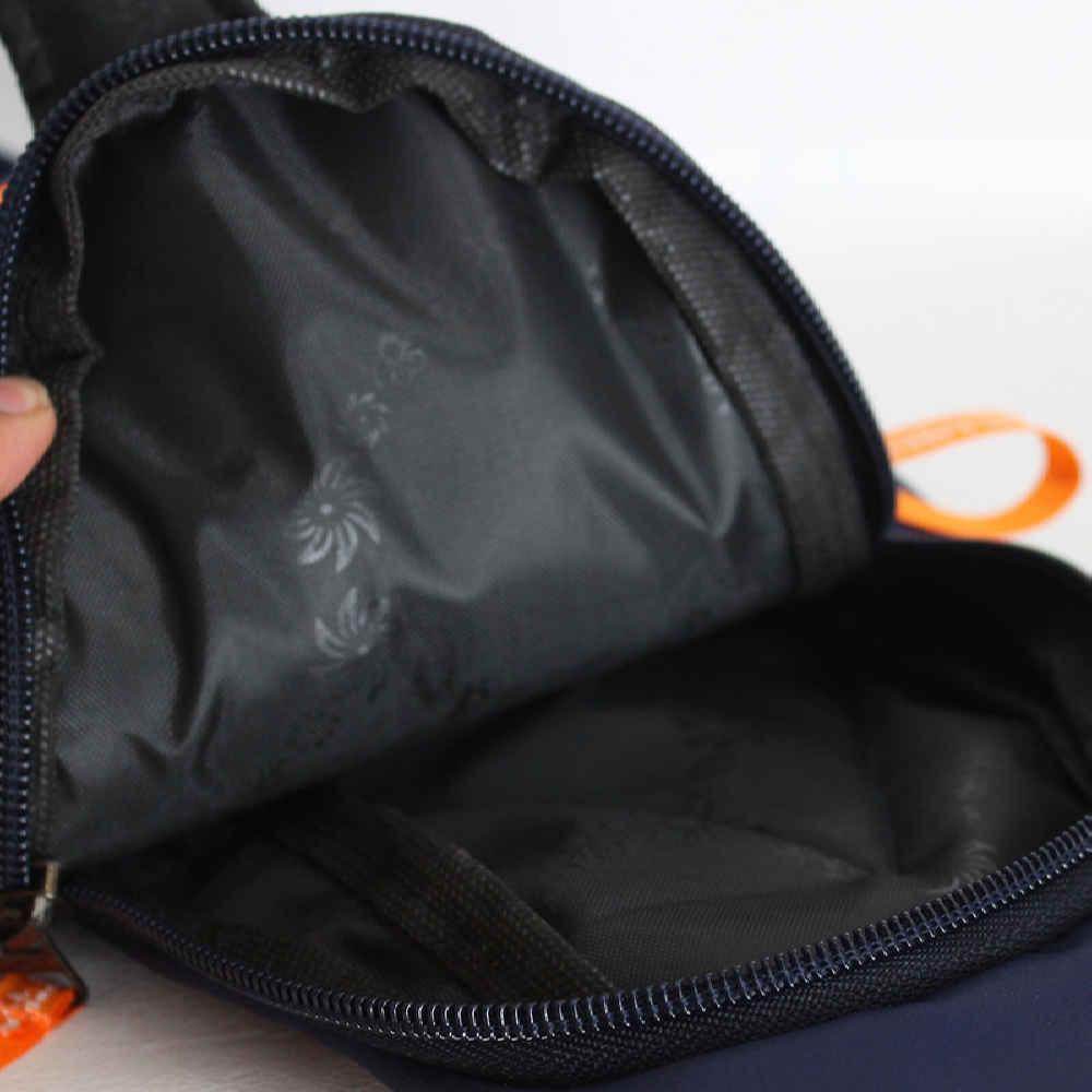 حقيبة كتف من الكانفاس بجيب متعددة