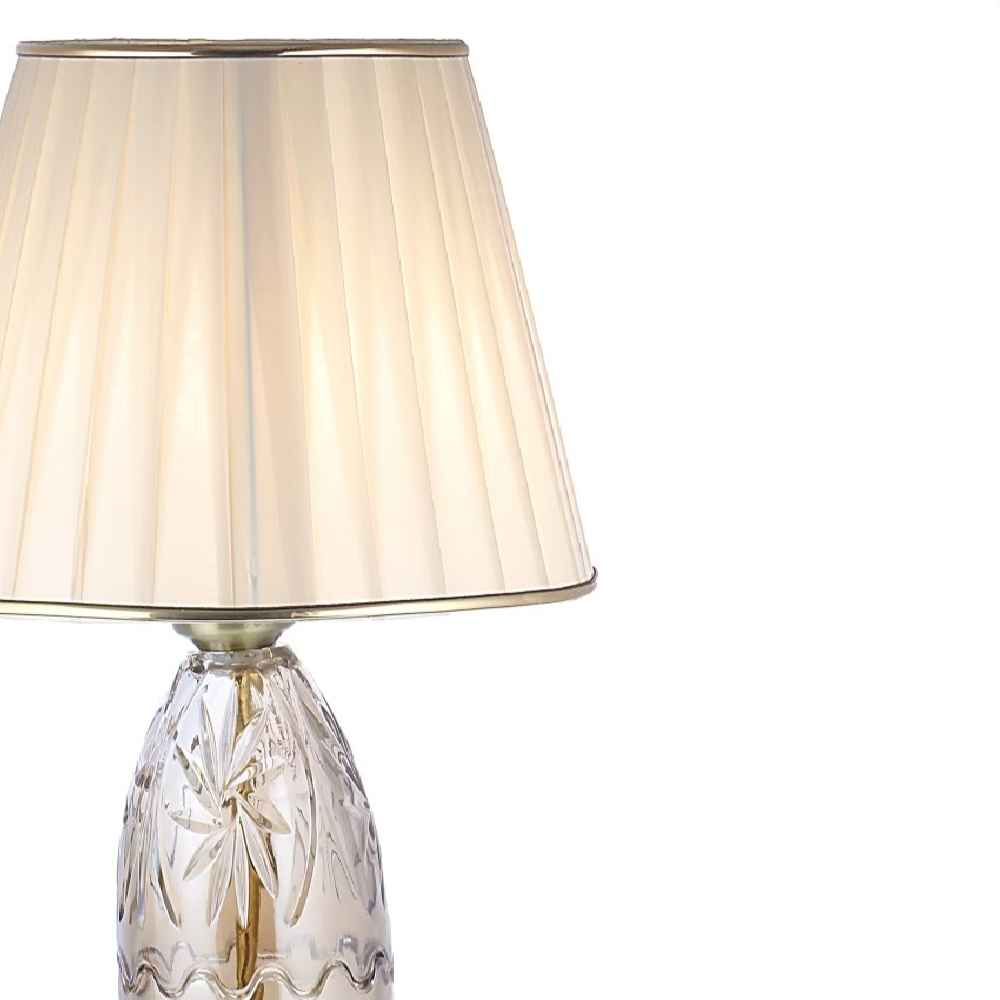 مصباح طاولة مزين بظلال من القماش المتدرج – نسيم