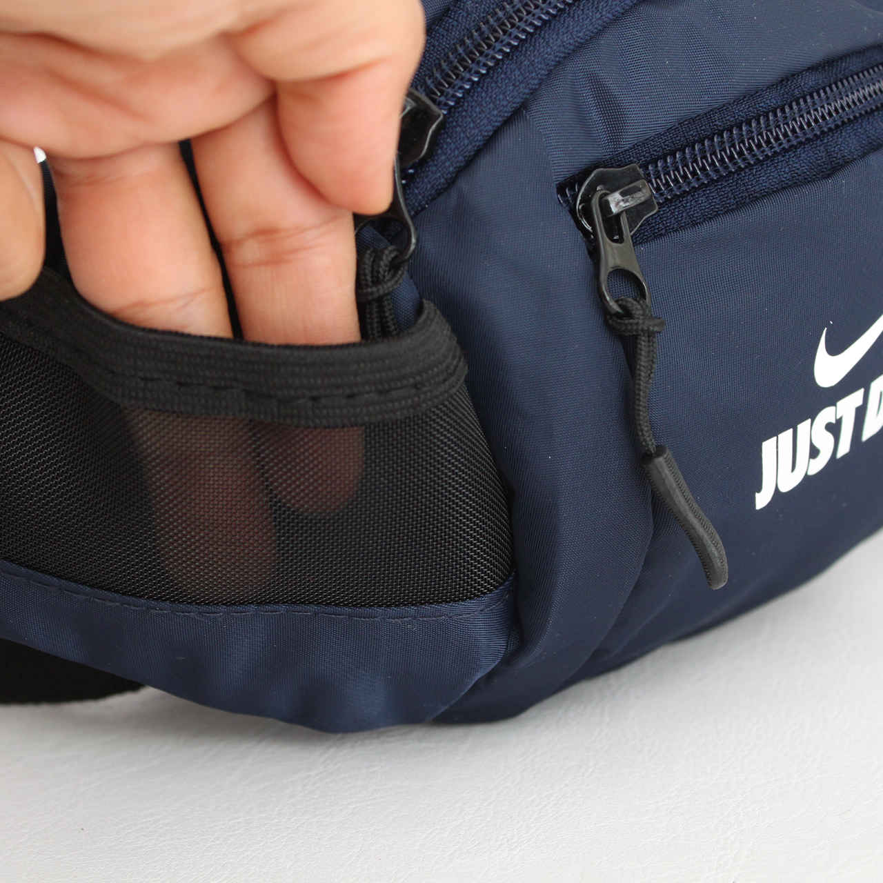 حقيبة خصر بخمس جيوب خارجية – للسفر والمشي