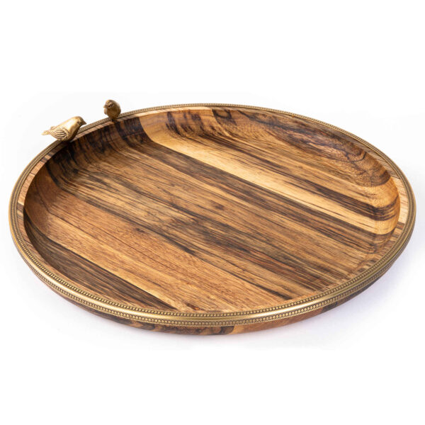 صينية خشبية مع حواف ذهبية ونقوش طائر – زخرفية وعملية