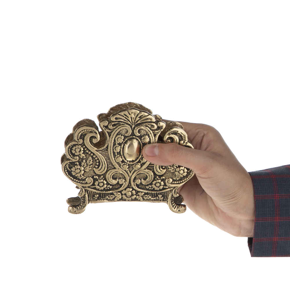 حامل مناديل نحاسي – عملي وأنيق