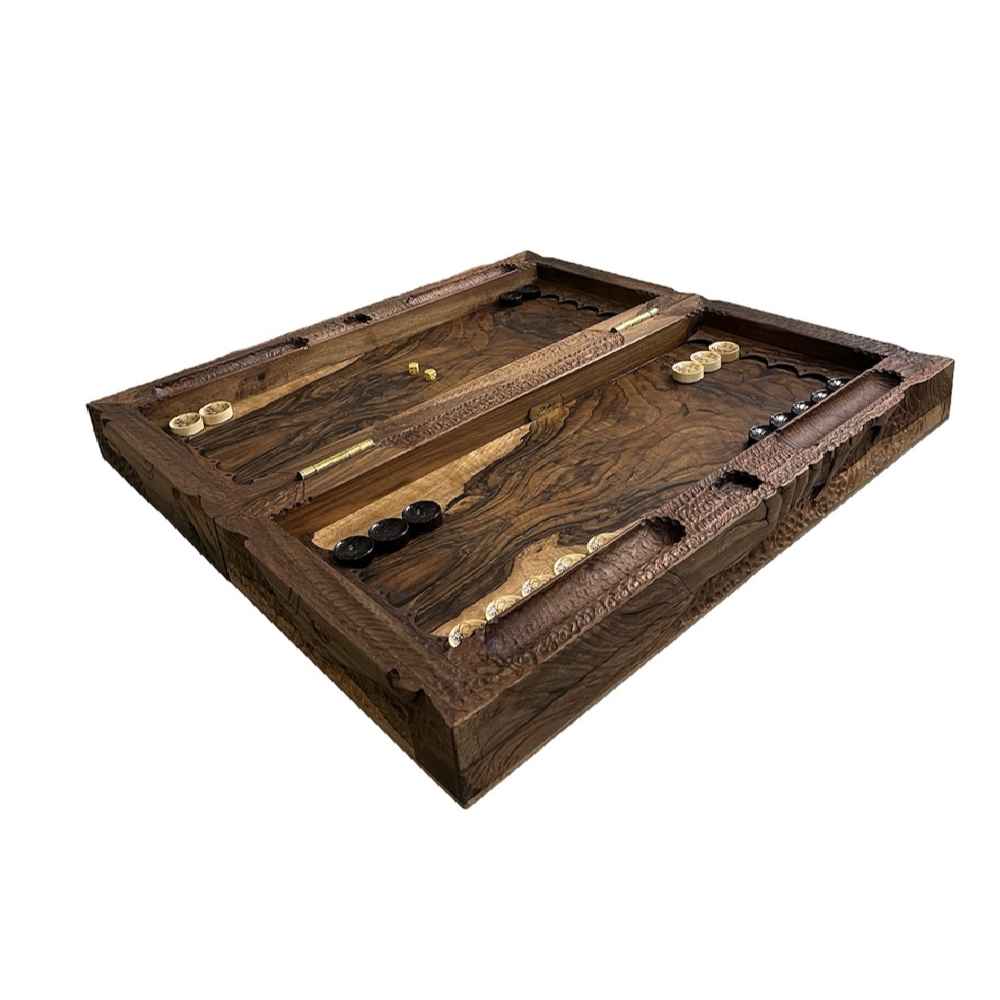 لوحة لعبة الطاولة من الخشب المنحوت باليد بتصميم فن النهاية