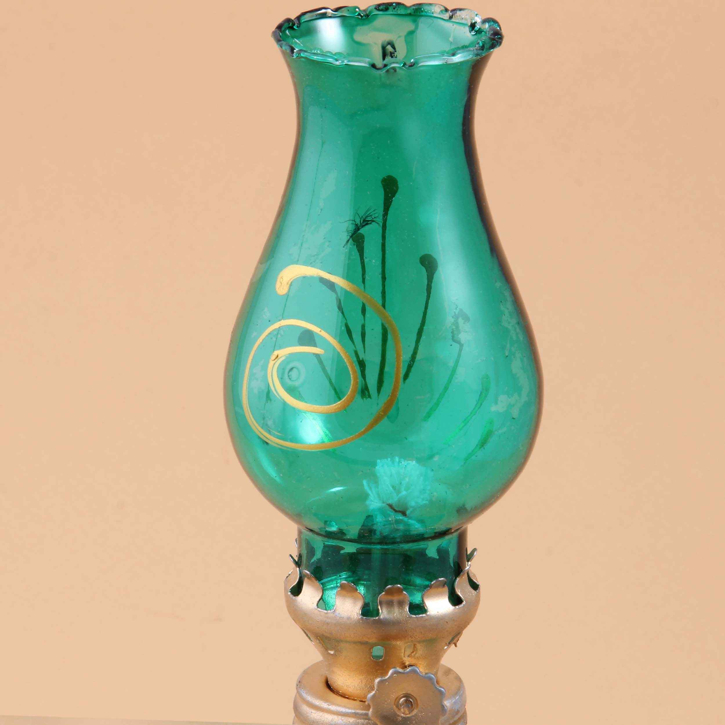 مصباح كيروسين زجاجي بتصميم زهور فينتاج