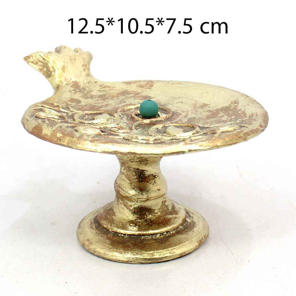 حامل بخور فخاري مصنوع يدويًا – تصميم رمان مع قاعدة