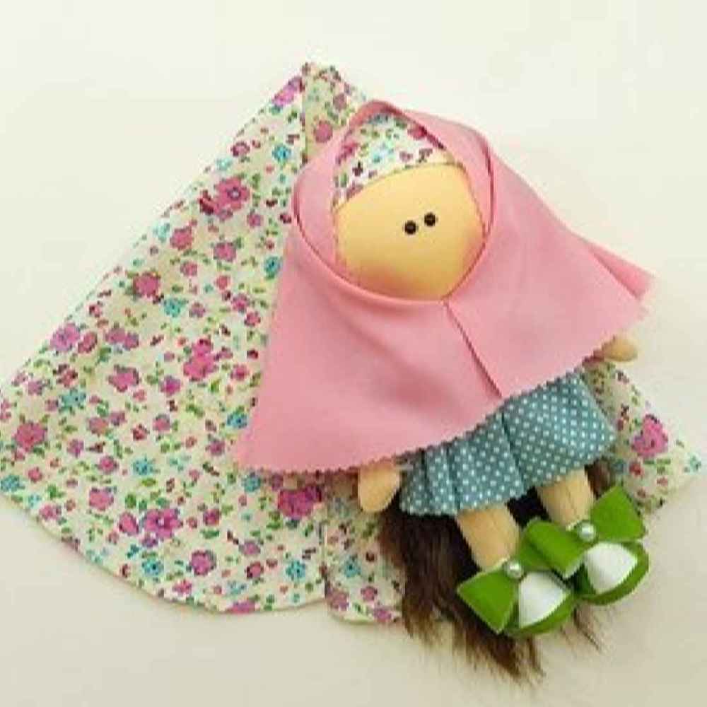 دمية قماشية بحجاب مسلم مع شادر – مثالية لجشن تكليف | تقليدية يدوية