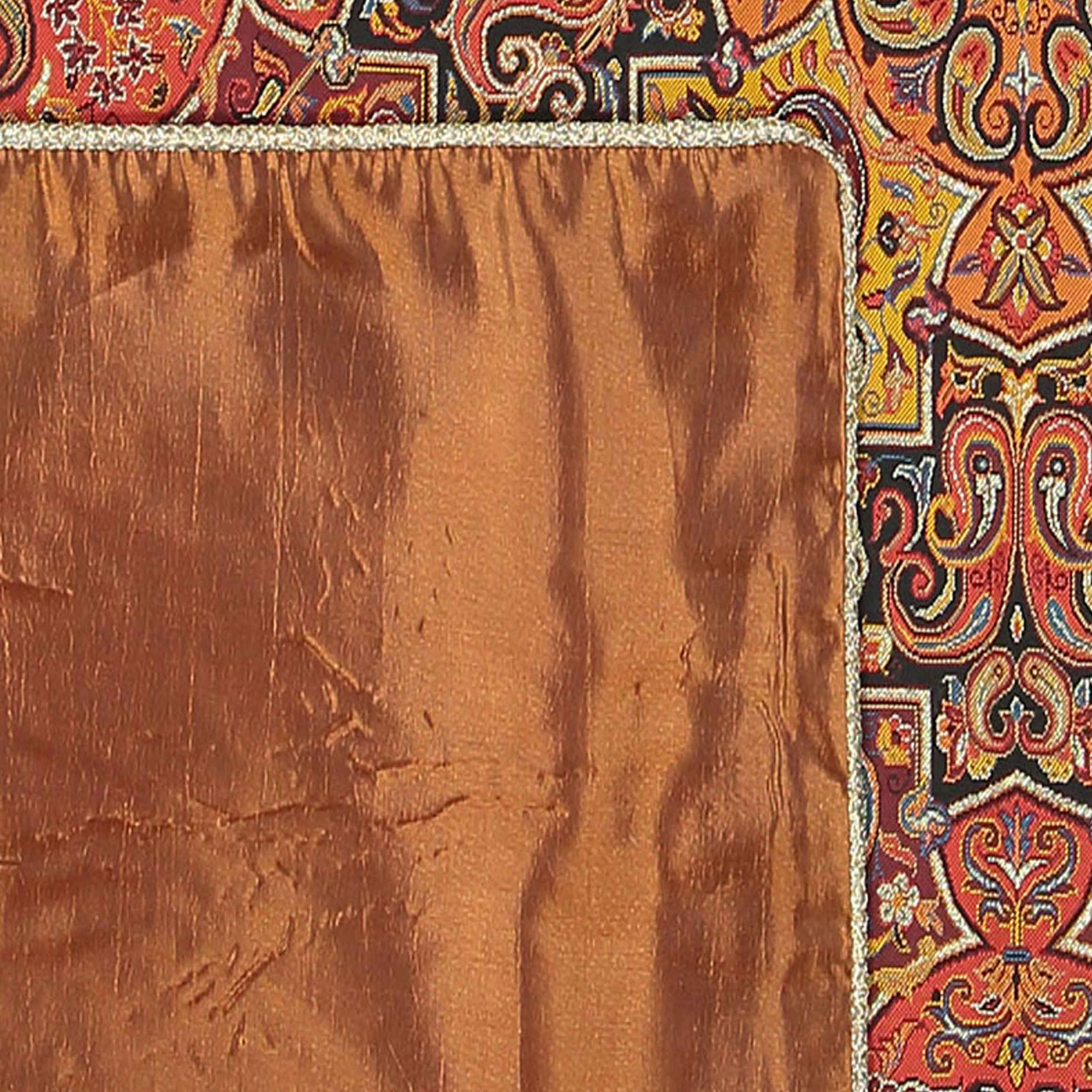 غطاء طاولة تيرمه إيراني فاخر بنقشة زهرية كريستال