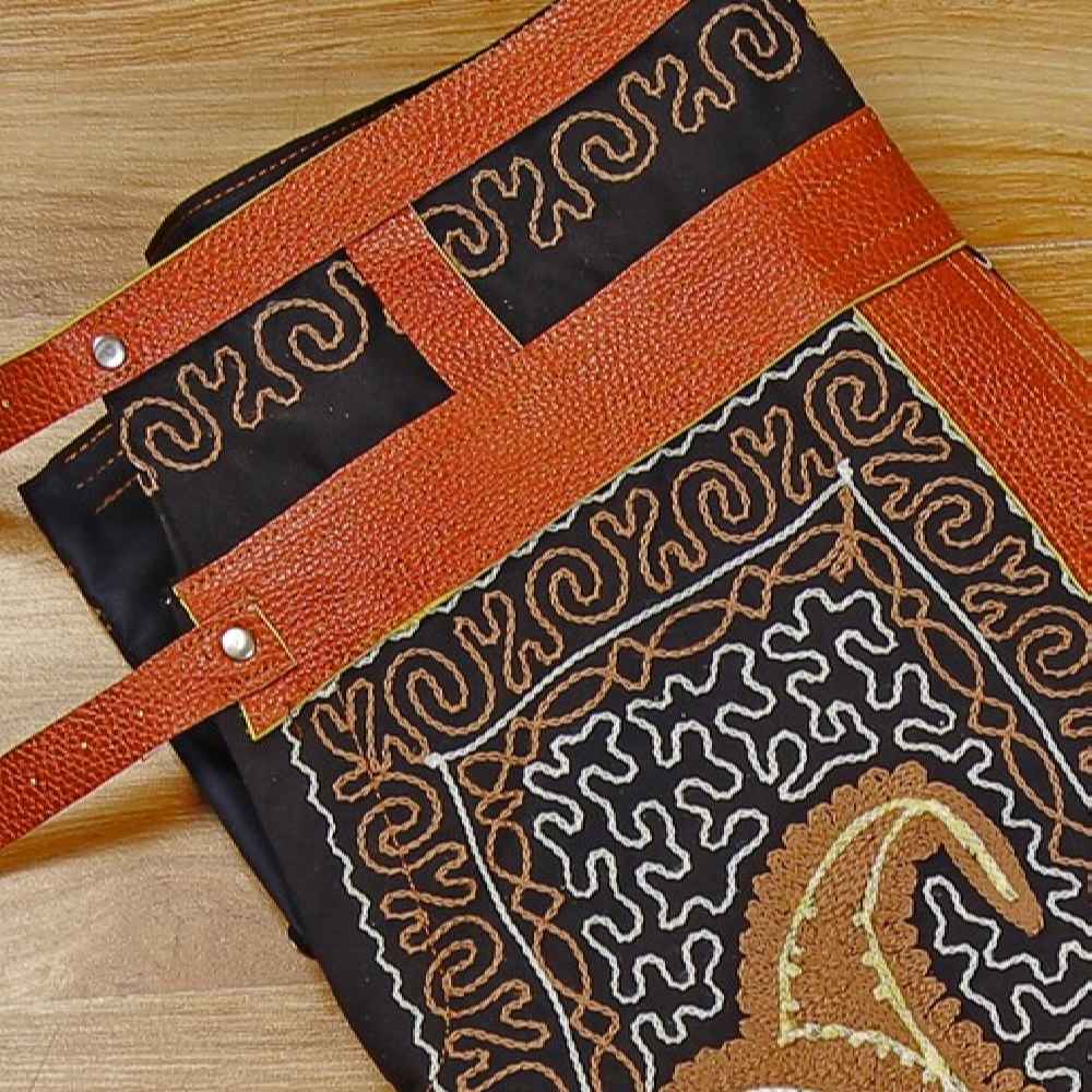 سروال رياضي زُورخانة إيراني قصير 3/4 بالجلد البقري