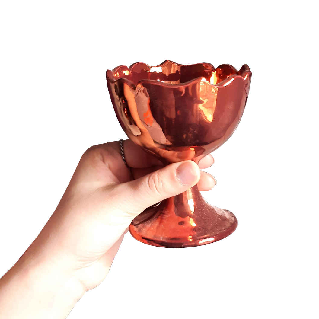 مجموعة أنيقة من الفخار للسبعة مع قاعدة مناسبة لنوروز