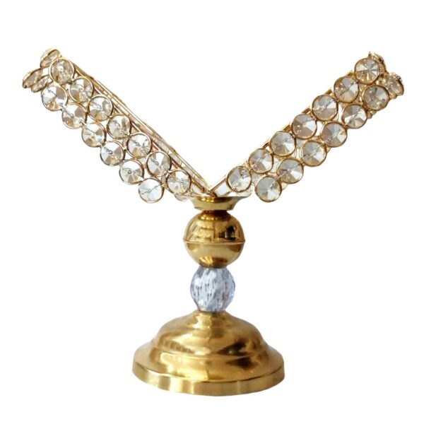 قرآن معدني بتصميم كريستالي لحفلات الزفاف