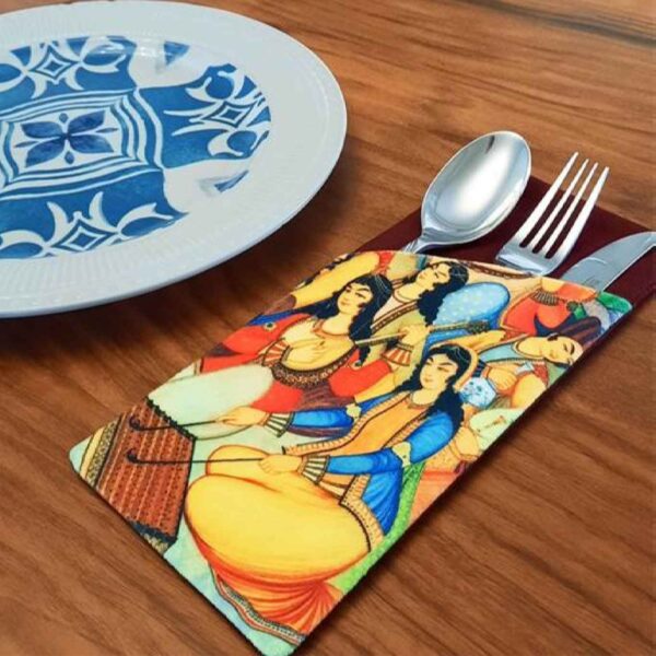 حقيبة أدوات المائدة من المخمل بتصميم زهور - أسلوب كلاسيكي عاجي