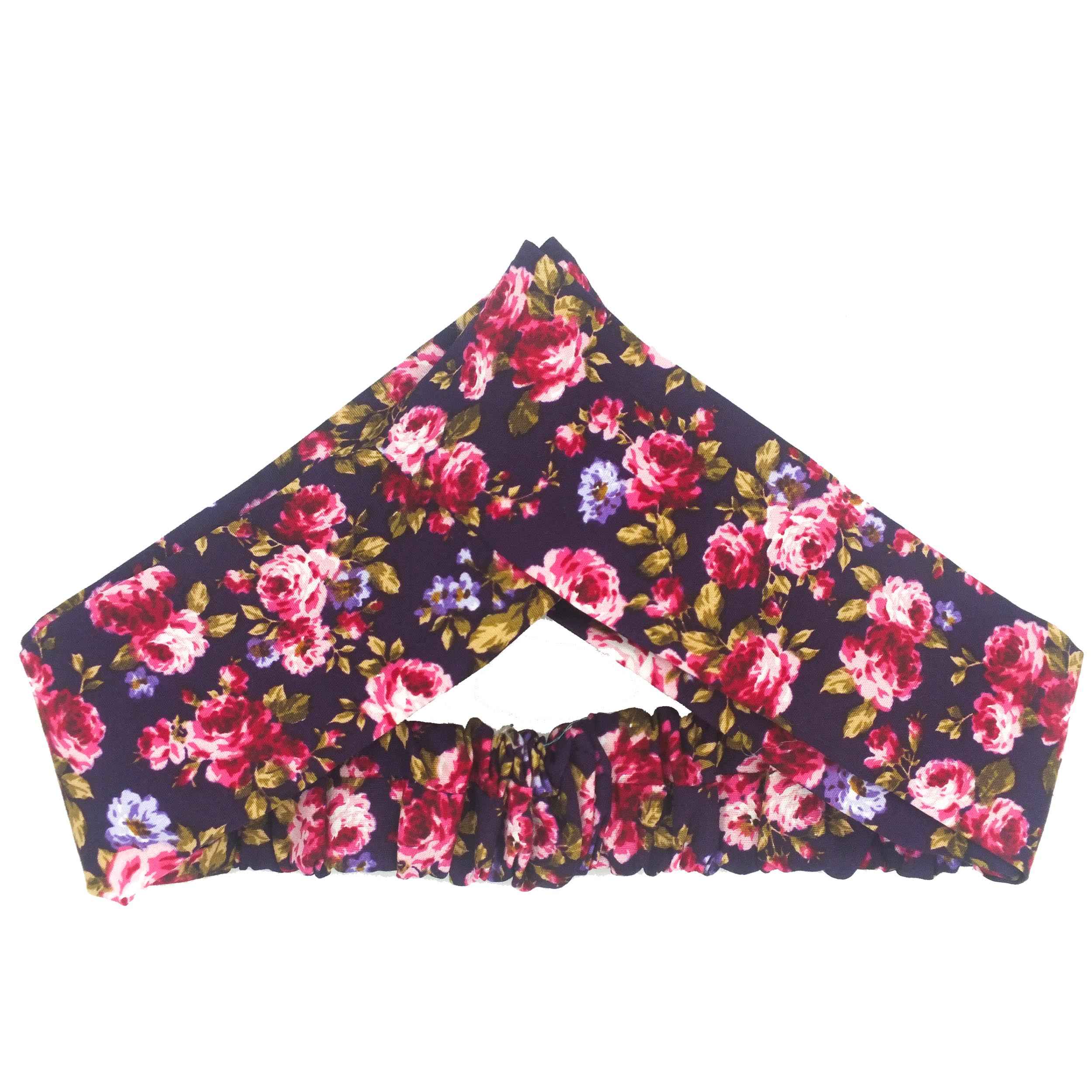 طقم شريط رأس متقاطع مزخرف بالورود باللون البنفسجي وأقراط للنساء