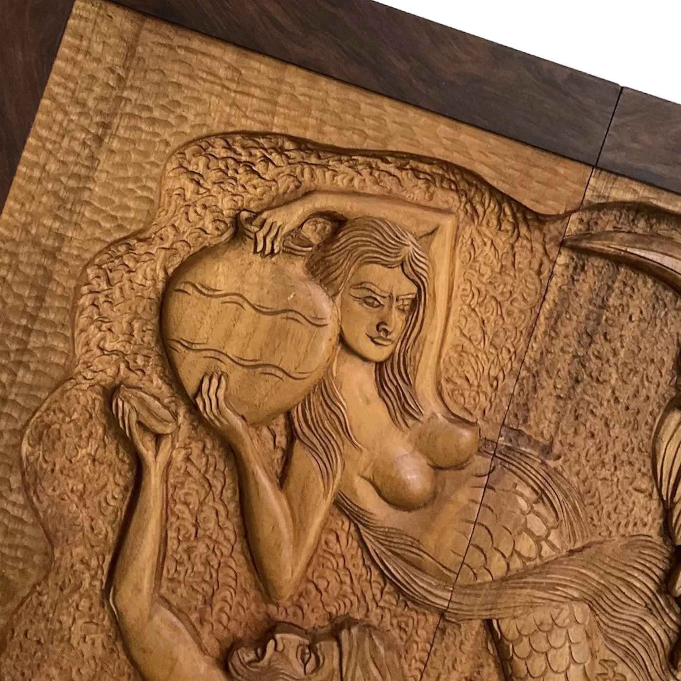 لوحة لعبة الطاولة من الخشب المنحوت باليد مستوحاة من الشاهنامة – أشكبوس