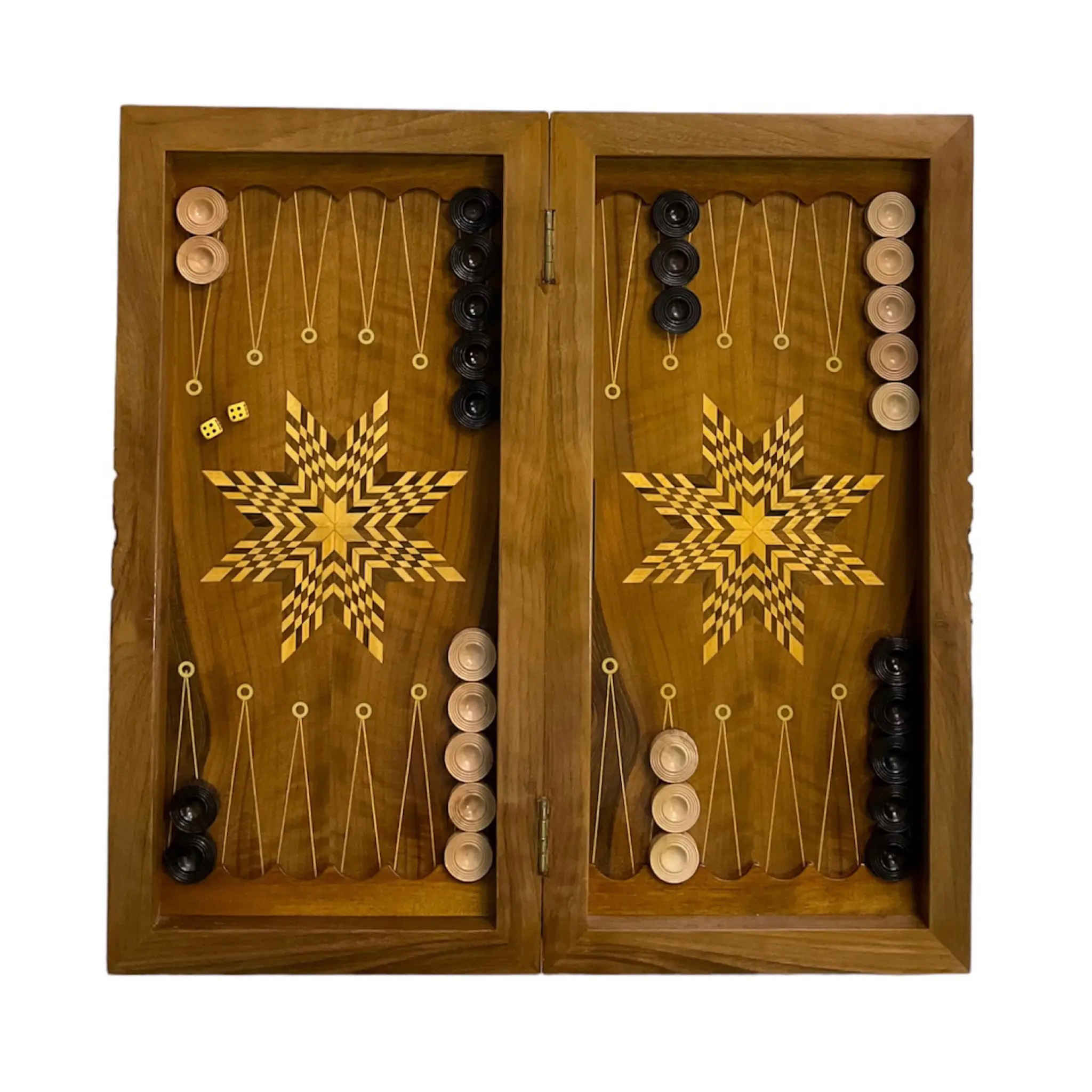 لوحة لعبة الطاولة من الخشب المنحوت باليد مع تصميم نباتي معقد