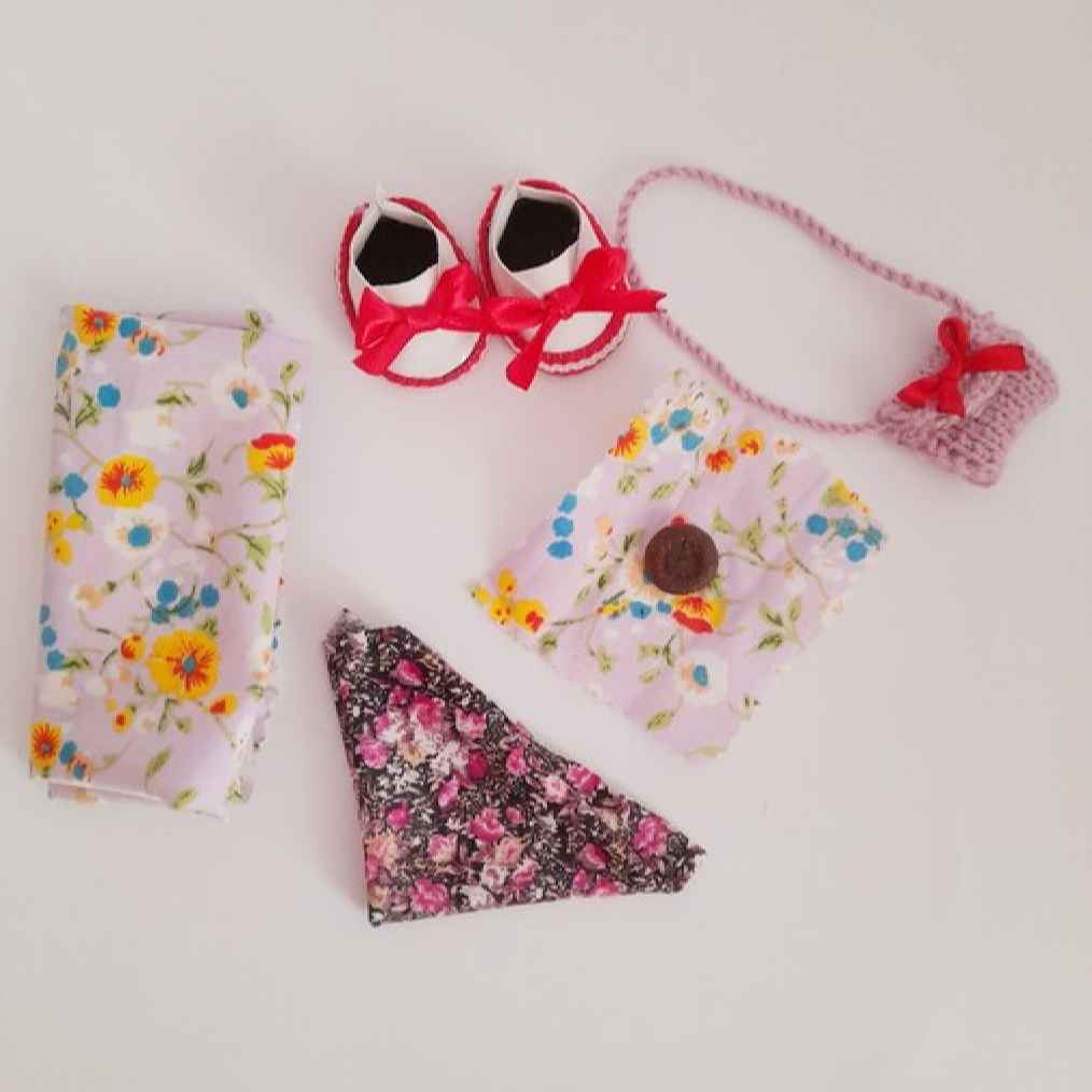 دمية قماشية بحجاب مسلم مع شادر – نموذج معصومة | مثالية لجشن تكليف