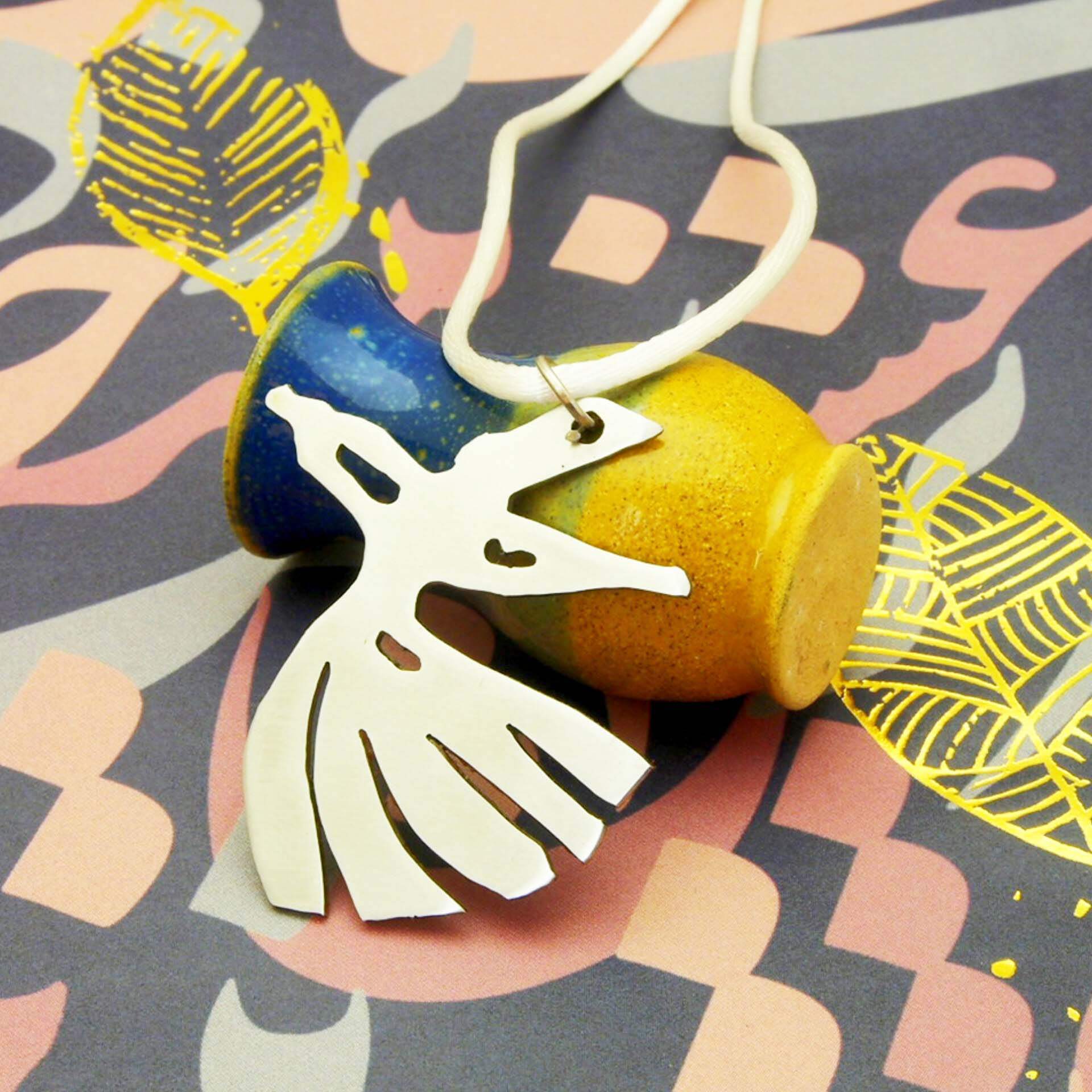 قلادة زينة مرآة الرؤية الخلفية للسيارة – تصميم رقصة سماع