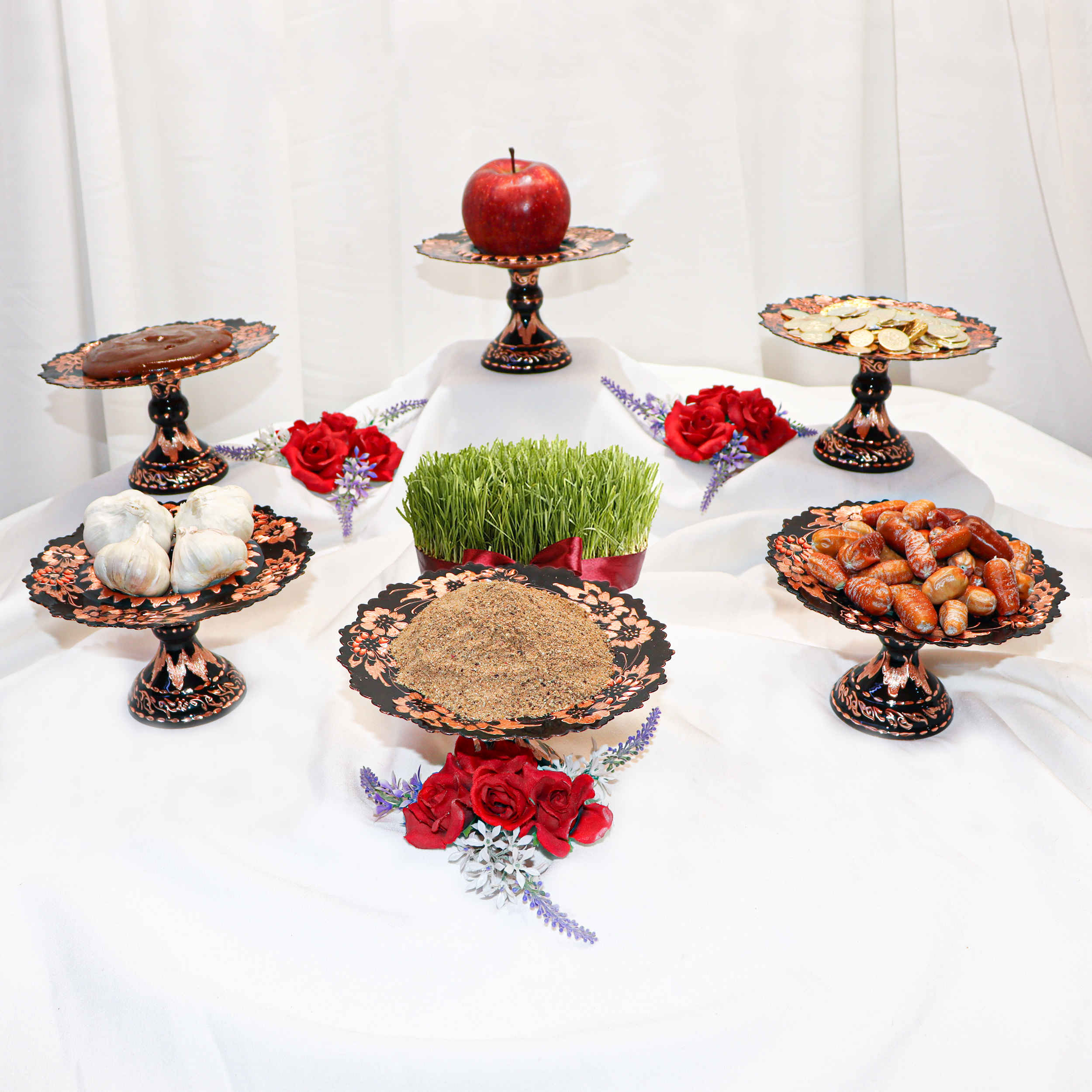 مجموعة السبعة من النحاس منقوشة يدوياً لنوروز لتزيين الطاولة