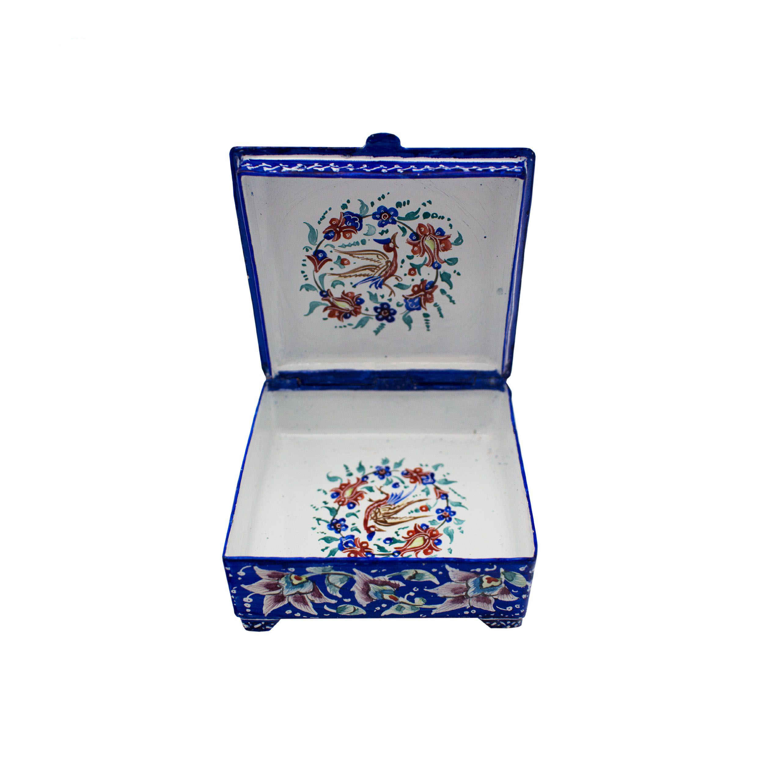 صندوق مجوهرات نحاسي مرسوم يدويًا بزخارف ميناكاري إيرانية بالورود