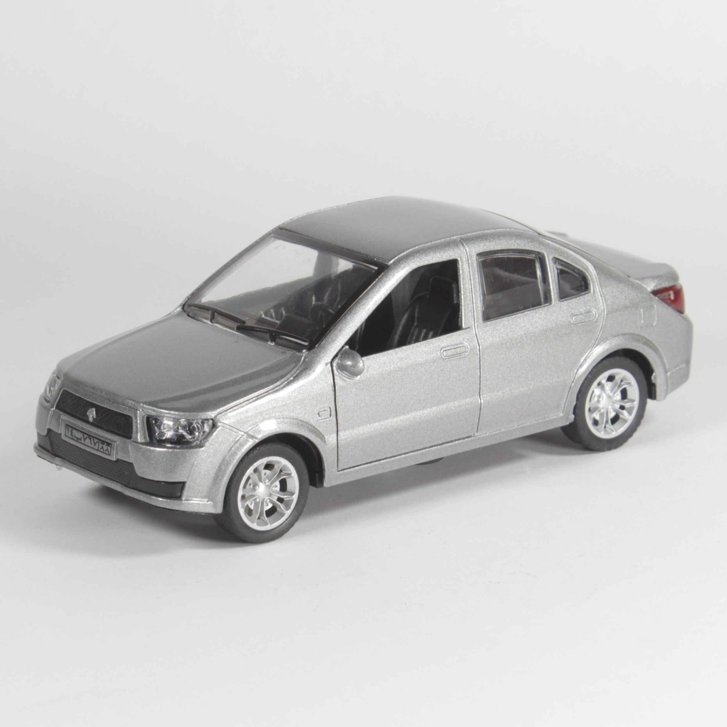 سيارة لعبة دينا دايكاست مع أضواء أمامية وأبواب قابلة للفتح