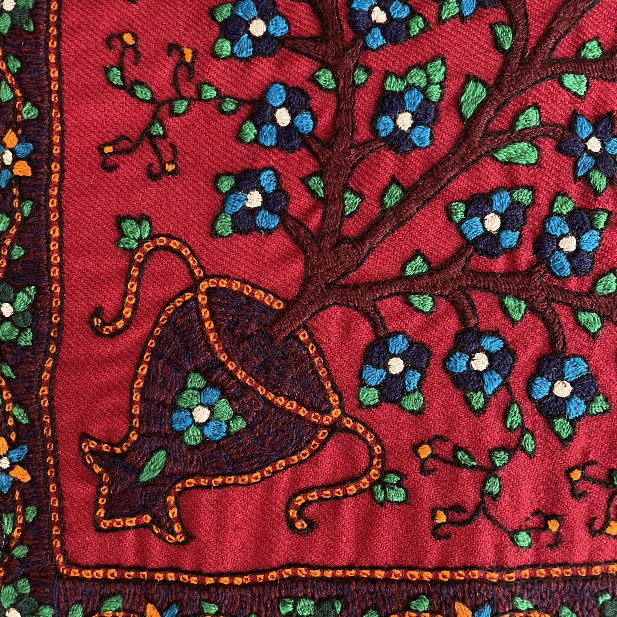 سجادة طاولة باته كرمان الأنيقة، طراز شجرة الحياة