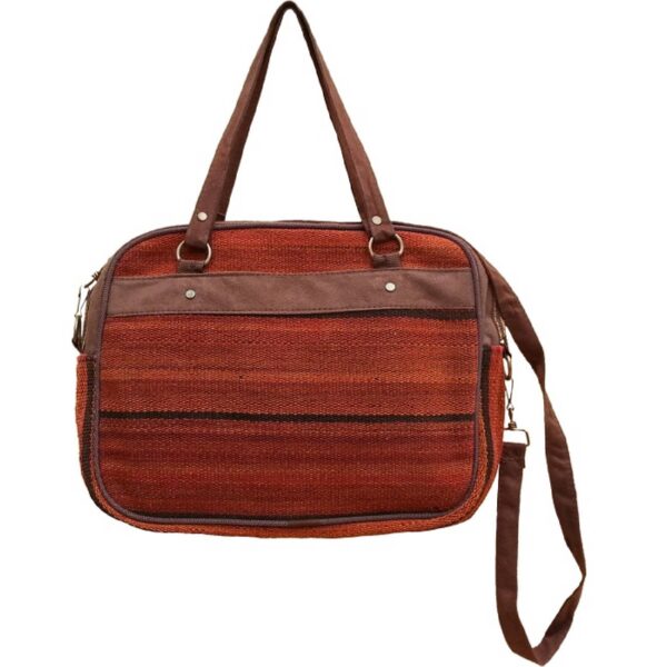 حقيبة كروس بودي كليم مصنوعة يدوياً للنساء بنقوش تقليدية