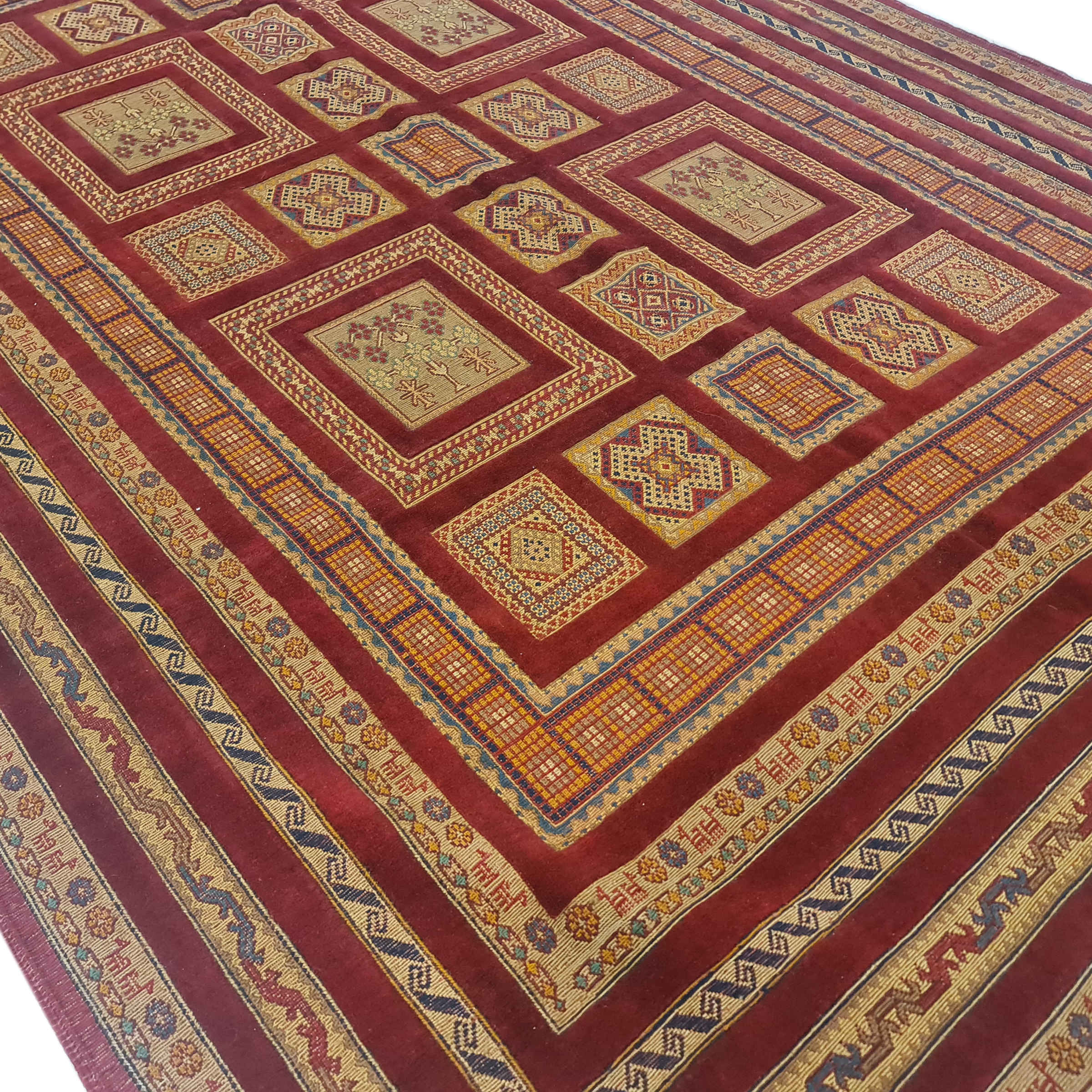 سجاد كليم إيراني من الصوف مصنوعة يدويًا بنقش هندسي أحمر قرميدي