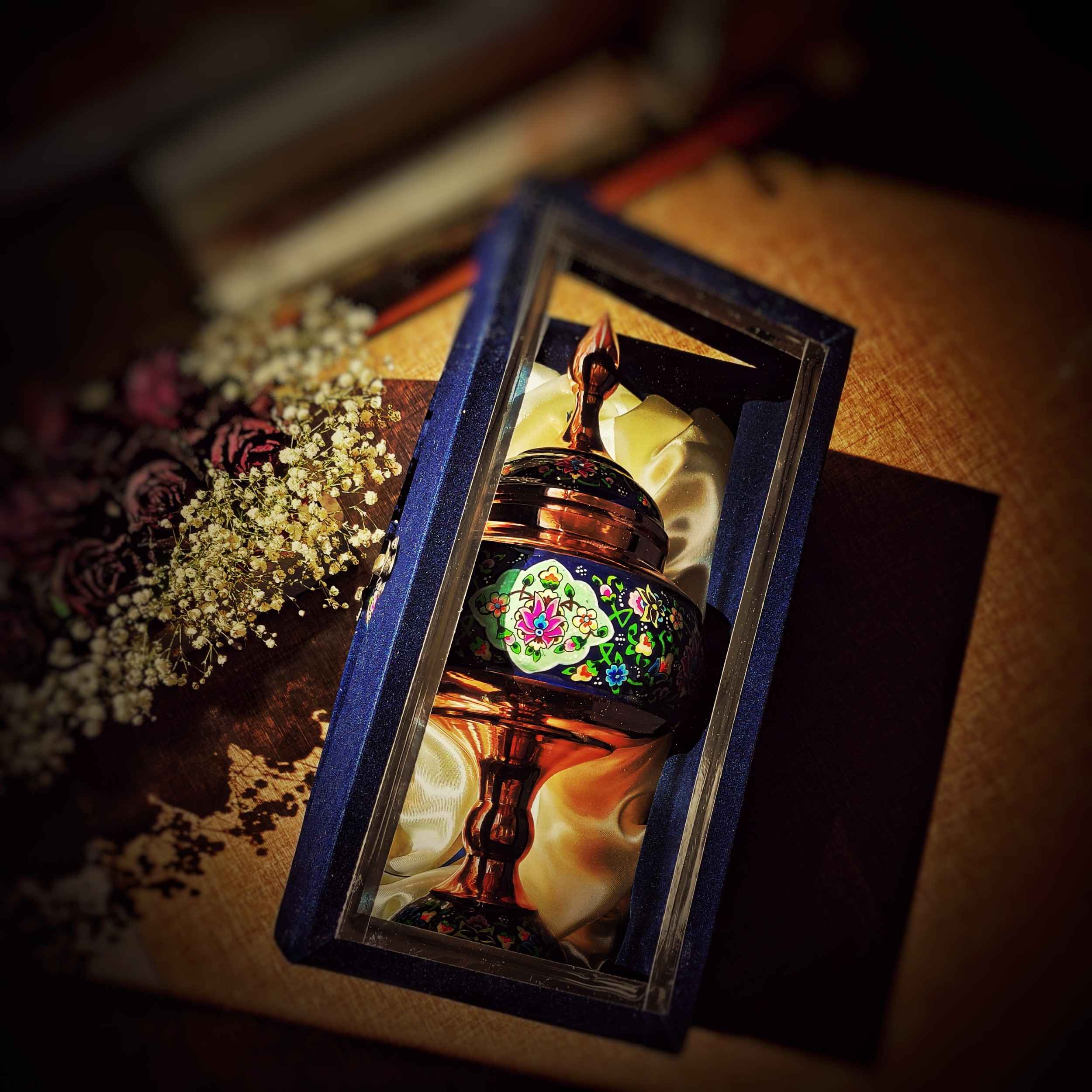 وعاء سكر إيراني نحاسي مصنوع يدويًا بغطاء – ميناكاري برداز