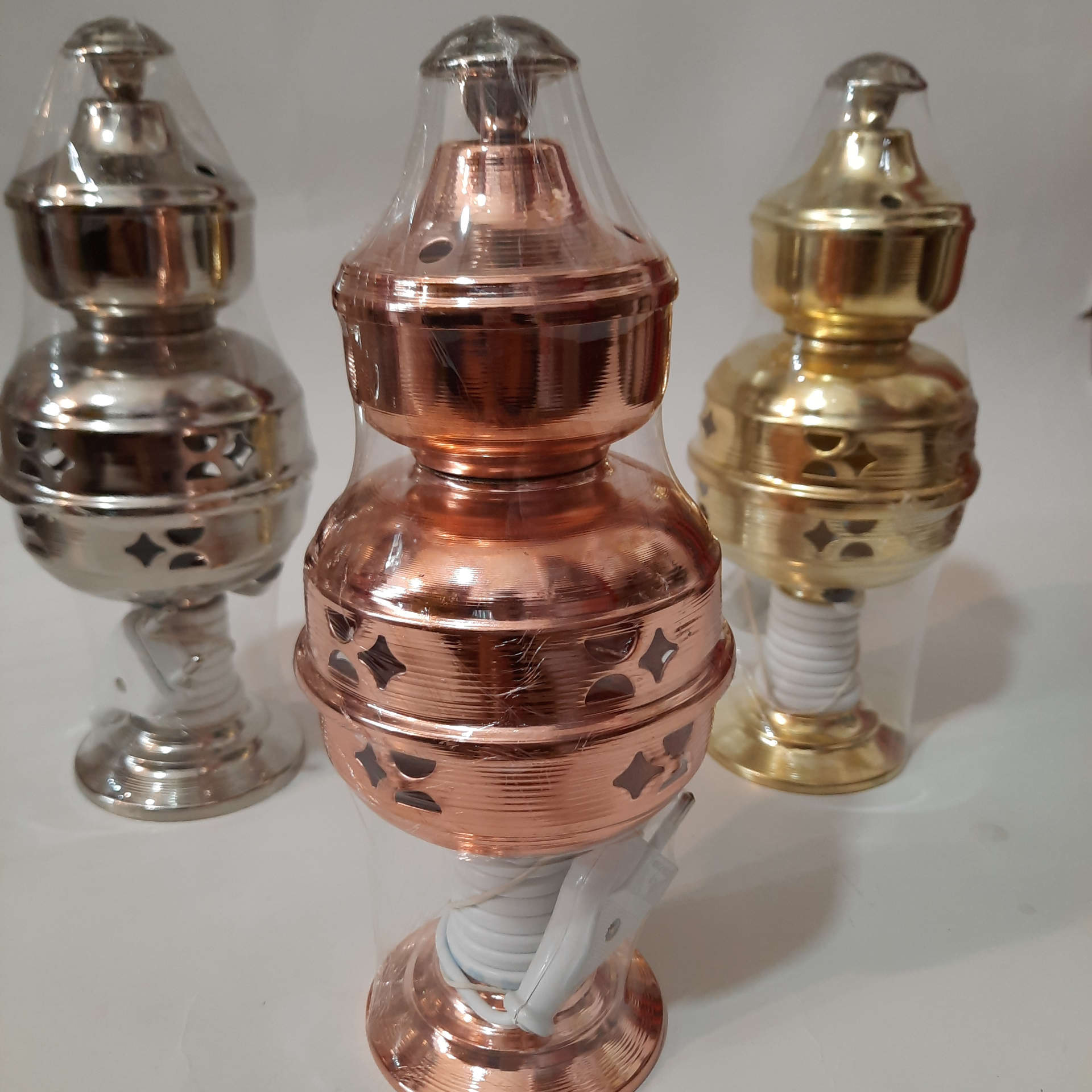 مبخرة كهربائية للبخور والإسفند – تشطيب نحاسي