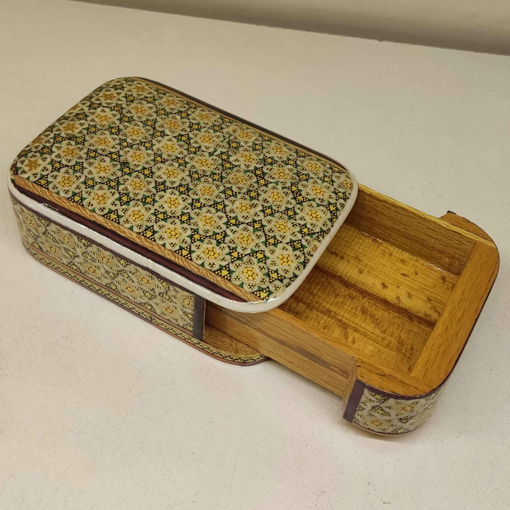 صندوق تخزين بطاقات اللعب الخشبي الإيراني – خاتم مزخرف بكيميا