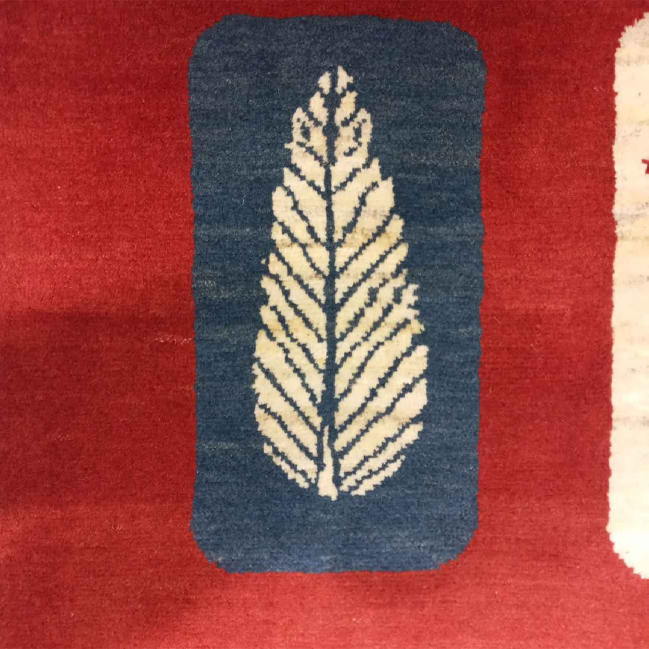 سجاد جابيه إيراني أصيل من الصوف محبوك يدويًا برموز أوراق الشجر